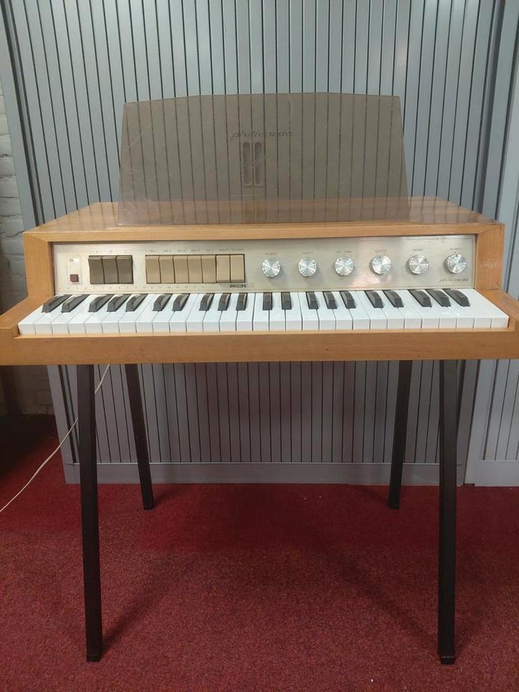 Orgel Philicorda GM752, Muziek en Instrumenten, Orgels, Zo goed als nieuw, Orgel, 2 klavieren, Ophalen