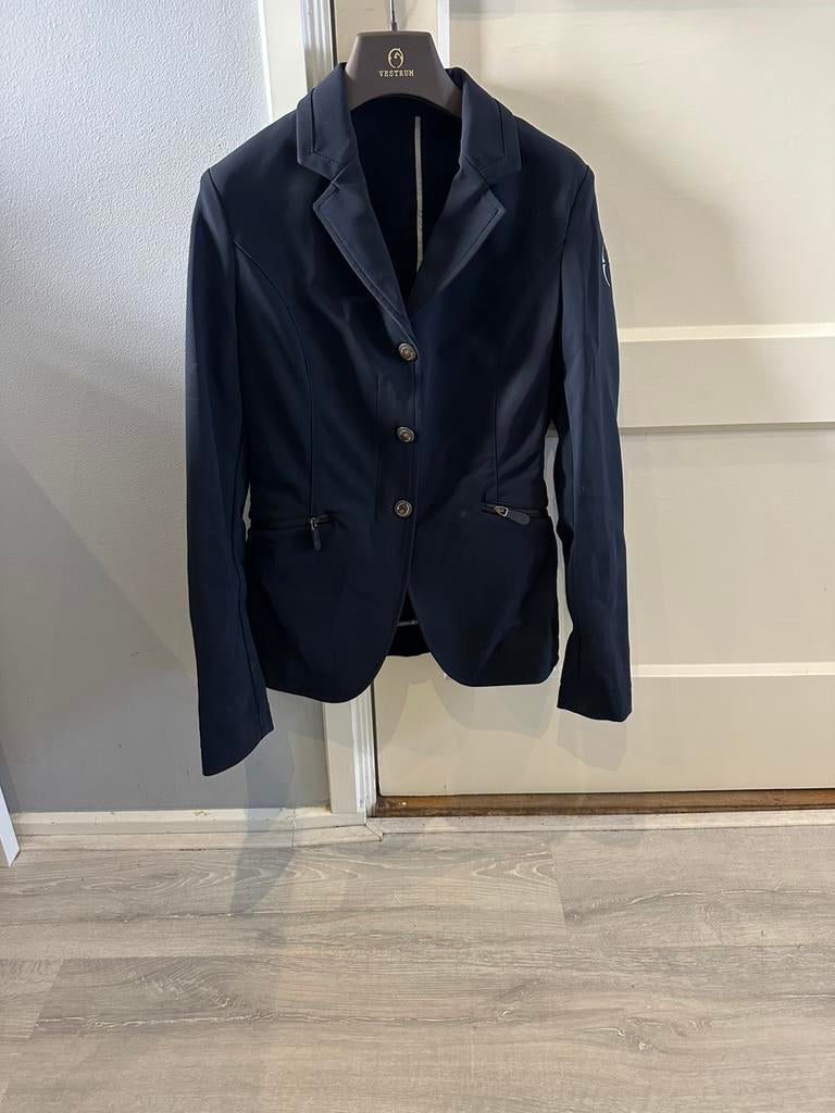 Wedstrijdjasje Vestrum, Gebruikt, Ophalen of Verzenden, Springen, Dames