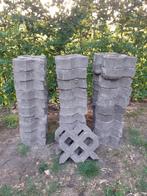 Gratis halve beton grastegels, Ophalen, Gebruikt, 10 m² of meer, Beton