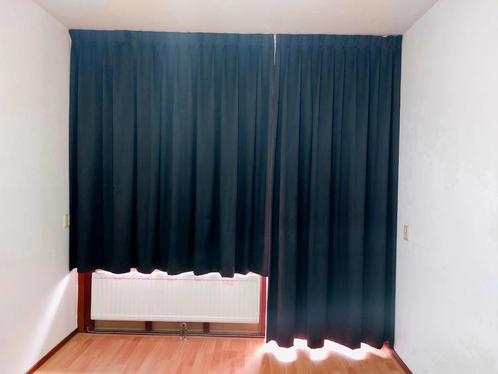 Gratis Curtains With Curtain Rods Included, Huis en Inrichting, Stoffering | Gordijnen en Lamellen, Zo goed als nieuw, 150 tot 200 cm