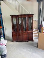 Antieke handgemaakte kast., Ophalen