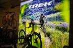 Trek Madone SL 5 Disc GEN 8  Matte Deep Smoke 2999,-, Carbon, Heren, Nieuw, Meer dan 20 versnellingen