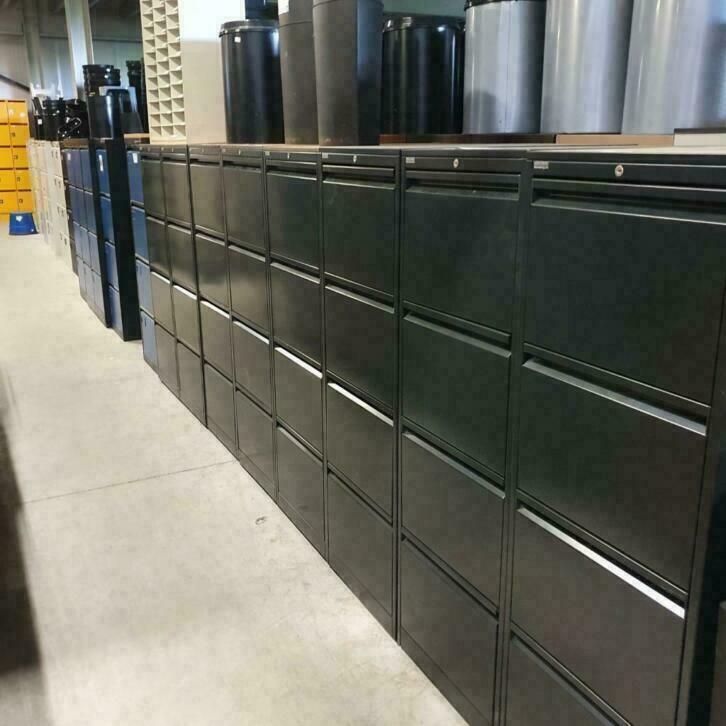 diverse stalen dossierkasten archiefkasten 4 laden kast, Huis en Inrichting, Kasten | Ladekasten, Gebruikt, 25 tot 50 cm, 5 laden of meer