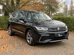 Volkswagen Tiguan 1.4 eHybride R-LINE | PANO | LED | VOL!, Auto's, 4 cilinders, Leder en Stof, Zwart, 245 pk
