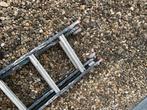 Aluminium lader 12 treden, Doe-het-zelf en Verbouw, Ladders en Trappen, Ophalen, Zo goed als nieuw, Ladder, Opvouwbaar of Inschuifbaar