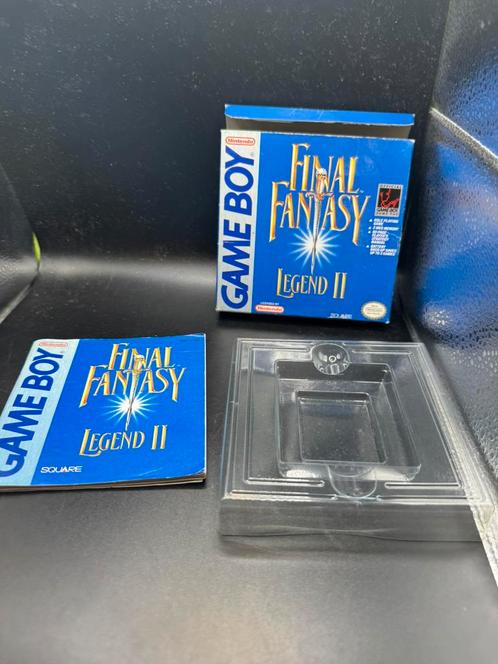 Final fantasy first print legend 2 doos en boekje, Spelcomputers en Games, Games | Nintendo Game Boy, Zo goed als nieuw, Role Playing Game (Rpg)