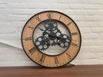 Wandklok met tandwielen - 57cm, Ophalen of Verzenden, Nieuw, Analoog, Wandklok