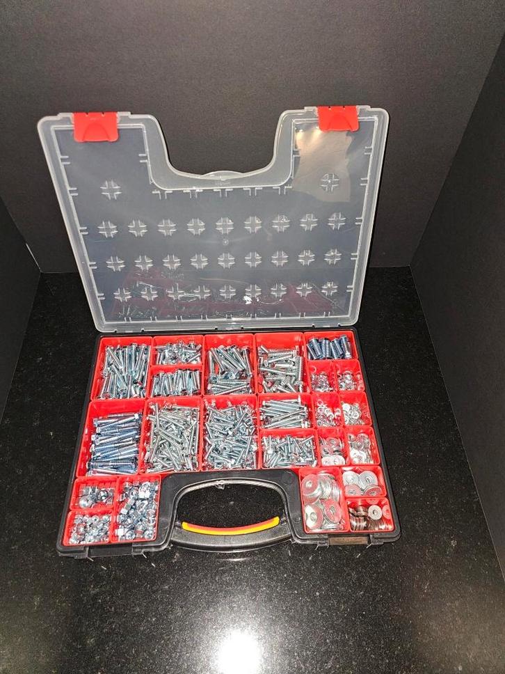Assortimentsdoos, bouten en moeren, Doe-het-zelf en Verbouw, IJzerwaren en Bevestigingsmiddelen, Nieuw, Bouten of Moeren, Minder dan 50 mm