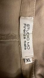 Beige en grijs tricot blazer. Studio Mo. Gedragen. Maat 38., Ophalen, Gedragen, Maat 38/40 (M), Beige
