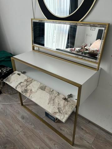 Kaptafel met bijpassende spiegel