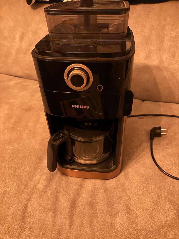 Philips Grind & Brew HD7768/70 Koffiemachine, Witgoed en Apparatuur, Koffiezetapparaten, Gebruikt, Koffiebonen, Koffiemachine