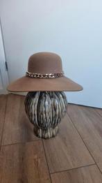 Mooie camel hoed !, Ophalen of Verzenden, Zo goed als nieuw, 58 cm (L, 7¼ inch) of meer