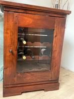 Wijnkast, Ophalen, Zo goed als nieuw