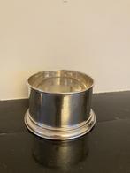 Sjieke massief sterling zilveren flessenbak met hoge rand, Antiek en Kunst, Antiek | Goud en Zilver, Ophalen of Verzenden, Zilver