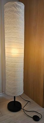 Ikea vloerlamp Holmö, 115 cm hoog, incl. de ledlamp E27, Huis en Inrichting, Lampen | Vloerlampen, Overige materialen, 100 tot 150 cm
