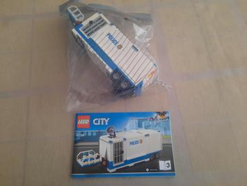 Legoset 60139 politiebus  beschikbaar voor biedingen