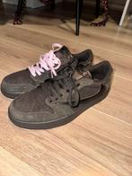 Travis scott jordans brown, Ophalen of Verzenden, Zo goed als nieuw, Bruin