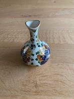 Delfts polychrome vaas, Ophalen