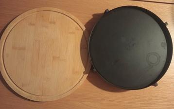 Houten serveerplank en kaarsenplateau/onderzetters beschikbaar voor biedingen