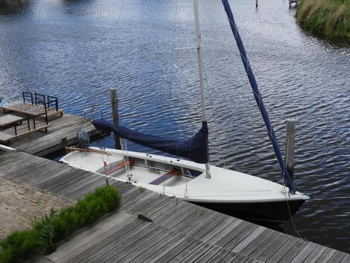 Te koop : Randmeer, Watersport en Boten, Open zeilboten, Zo goed als nieuw, Randmeer, 6 meter of meer, Polyester, Buitenboordmotor