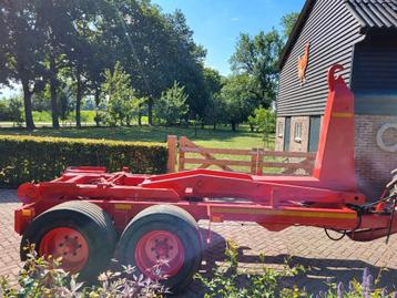Agromet T145 haakarm/kipper (bj 2010) beschikbaar voor biedingen