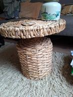 Zgan. Ronde rotan bijzettafel Camo Bloomingville, 45 tot 60 cm, Minder dan 55 cm, Rond, Bohemian