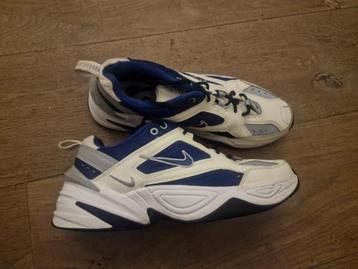 Nike M2K Tekno beschikbaar voor biedingen