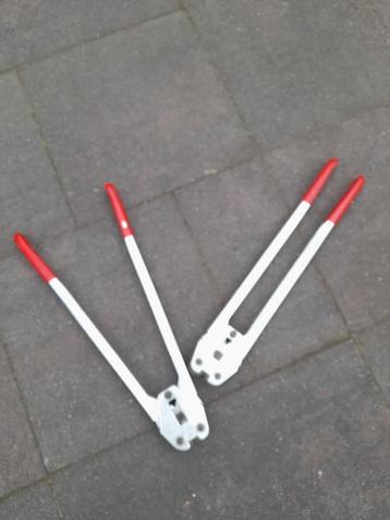 Sluittang voor omsnoeringsbanden. (  Ybico tang  ) beschikbaar voor biedingen