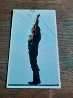 U2 ansichtkaart War album tijd. Bono. 1986, Ophalen of Verzenden, Gebruikt, Foto of Kaart