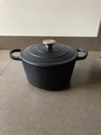 Gietijzeren stoofpan Gusta, Huis en Inrichting, Keuken | Potten en Pannen, Gietijzer, Overige typen, Nieuw, Ophalen of Verzenden