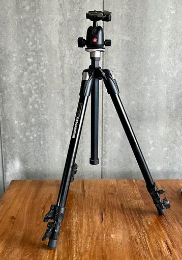 Stevig Manfrotto statief beschikbaar voor biedingen