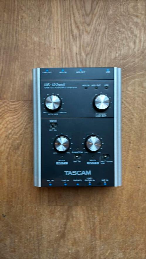 Tascam US-122 mk2  audio midi interface, Muziek en Instrumenten, Midi-apparatuur, Zo goed als nieuw, Verzenden