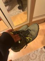 Voetbal schoenen maat 41 Nike, Sport en Fitness, Voetbal, Maat XS of kleiner, Ophalen, Zo goed als nieuw, Schoenen