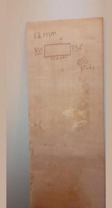 Te koop houten planken  beschikbaar voor biedingen