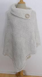 Portugese beige 50% wol mix mooie poncho/omslagdoek! L/XL, Kleding | Dames, Truien en Vesten, Verzenden, Zo goed als nieuw, Maat 42/44 (L)