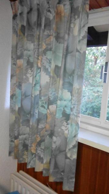 8 st. gordijnen NIEUW in luxe katoen-satijn hangklaar p.paar beschikbaar voor biedingen