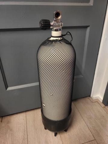 10 liter fles, nieuwe keuring  beschikbaar voor biedingen
