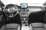 Mercedes-Benz A-Klasse 180 AMG-Line Ambiente *Navi*Stoelverw, Auto's, Mercedes-Benz, Voorwielaandrijving, Stof, Gebruikt, 4 cilinders