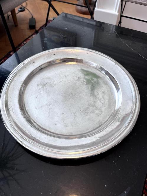 Verzilverd rond dienblad, Antiek en Kunst, Antiek | Schalen, Ophalen of Verzenden