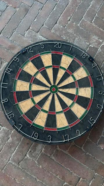 Dartbord beschikbaar voor biedingen