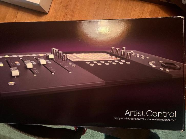 Avid Artist Control – professionele DAW control surface, Muziek en Instrumenten, Midi-apparatuur, Zo goed als nieuw, Ophalen of Verzenden