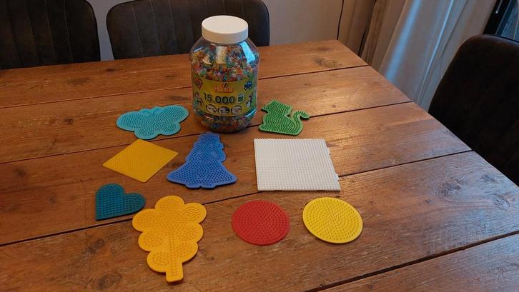 Hama Strijkkralen + Sjablonen, Hobby en Vrije tijd, Knutselen, Ophalen