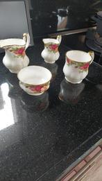 Royal Albert melk kannetjes / suiker potje, Antiek en Kunst, Antiek | Servies los, Ophalen of Verzenden