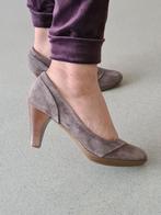 Te koop bruine suede schoenen, merk Manfield, maat 37, Schoenen met lage hakken, Bruin, Ophalen of Verzenden, Zo goed als nieuw