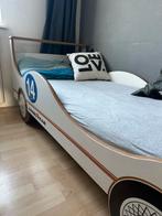 Race-auto bed, Kinderen en Baby's, Ophalen, 85 tot 100 cm, Gebruikt, Matras