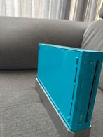 Nintendo Wii (Blauw) met 3 Controllers, Spelcomputers en Games, Spelcomputers | Nintendo Wii, Ophalen of Verzenden, Gebruikt, Met 3 controllers of meer