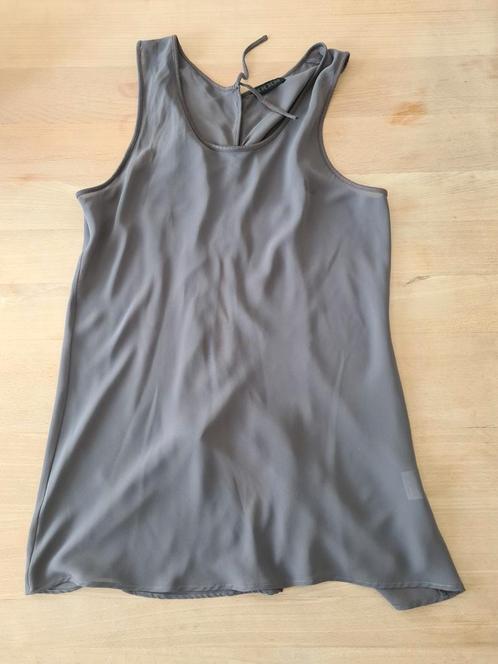 Prachtige top met mooie rug IKSS Maat M., Kleding | Dames, Tops, Zo goed als nieuw, Maat 38/40 (M), Zonder mouw, Verzenden