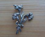 zilveren bloem broche met markasiet steentjes [1045], Sieraden, Tassen en Uiterlijk, Broches, Met kristal, 4 tot 7 cm, Verzenden