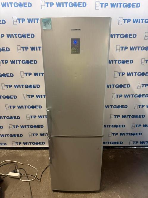 Samsung nofrost A+ koelvriescombinatie 3 maanden garantie, Witgoed en Apparatuur, Koelkasten en IJskasten, Zo goed als nieuw, Met aparte vriezer