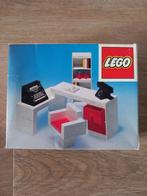 Lego 295 Secretary's Desk met doos + instructieboekje, Ophalen of Verzenden, Zo goed als nieuw, Complete set, Lego